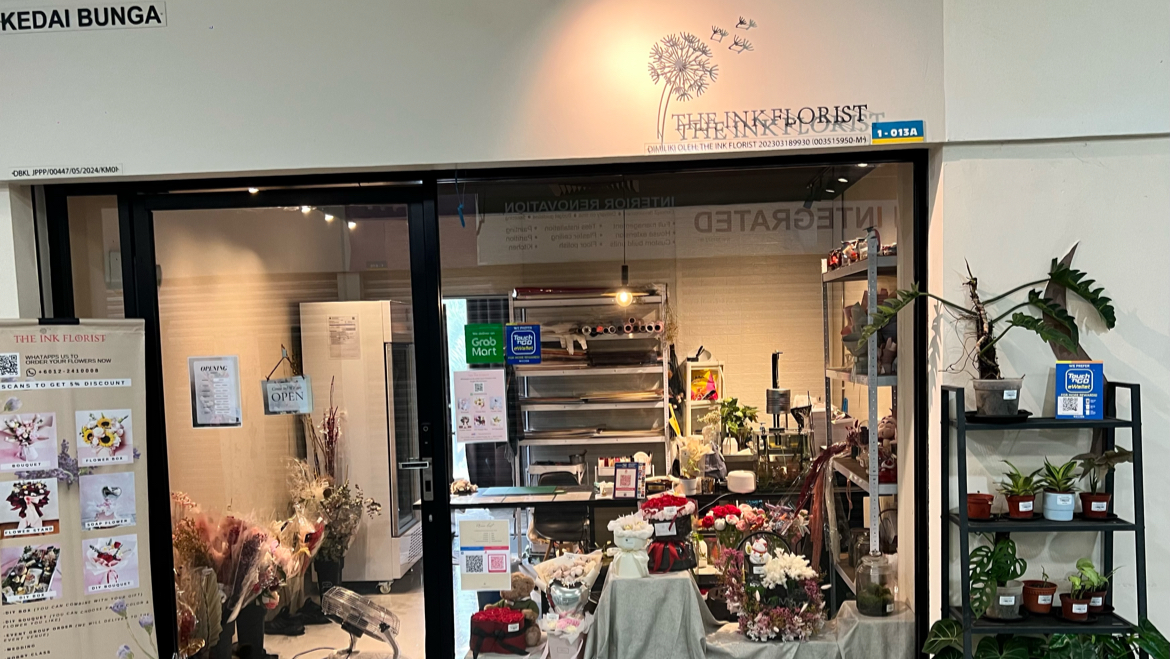 Tracy Florist 9